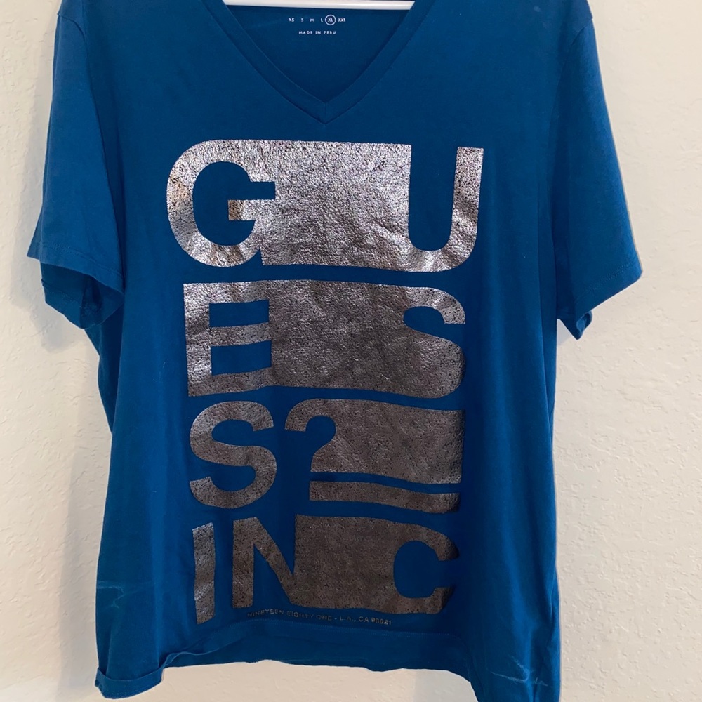 Woman’s guess shirt